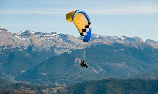 Paramotor en los pirineos, fotografías de Iñigo Gabiria.