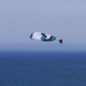 Imágenes de parapente de acrobacia que nos llegan a traves de Horacio Llorens!